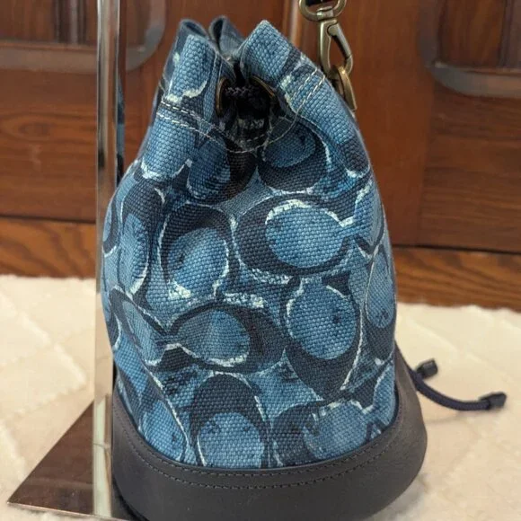 Coach Denim Bucket Mini Wristlet/bag - Picture 5 of 10